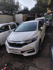 Honda Fit Shuttle 1.5 Hybrid 4WD 2018 Pearl for sale