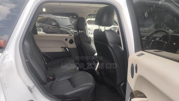 Land Rover Range Rover Sport 2017 White