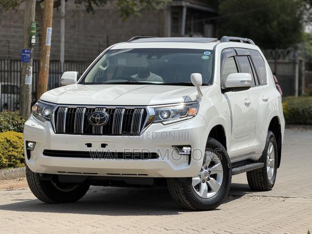 Toyota Land Cruiser Prado 2.7 2019 White
