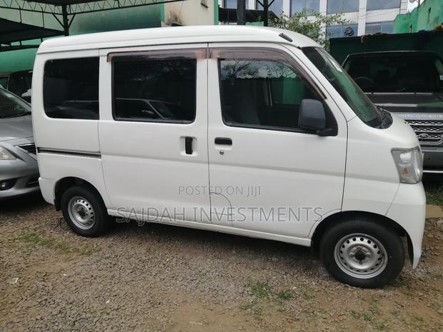 Daihatsu HIJET 2018 White