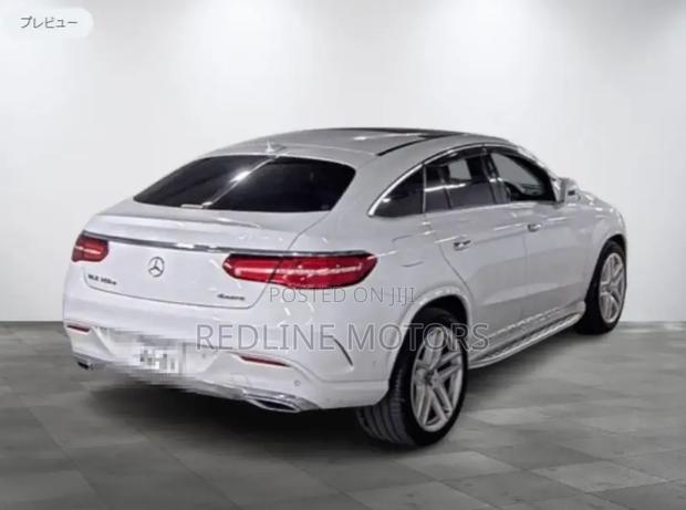 Mercedes-Benz GLE-Class GLE 350d 4MATIC 2018 White