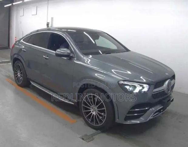 Mercedes-Benz GLE-Class GLE 400d 4MATIC 2021 Gray