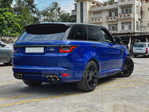 Land Rover Range Rover Sport SVR 2019 Blue