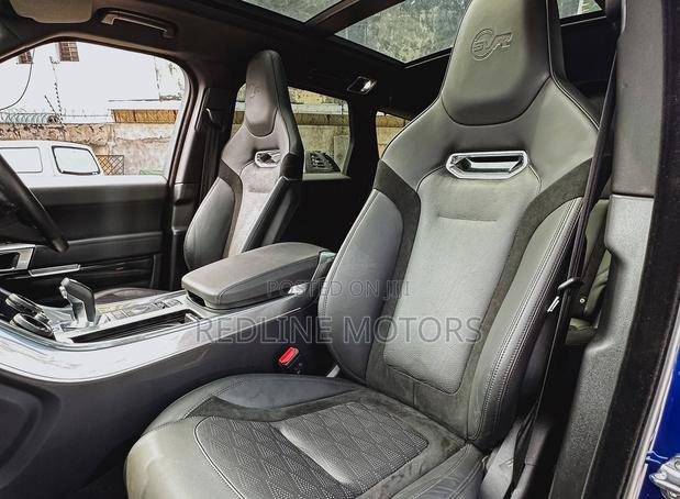 Land Rover Range Rover Sport SVR 2019 Blue