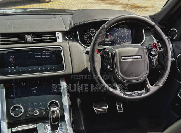 Land Rover Range Rover Sport SVR 2019 Blue