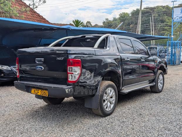 Ford Ranger 2015 Black