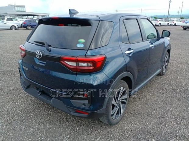 Toyota Raize 2019 Blue