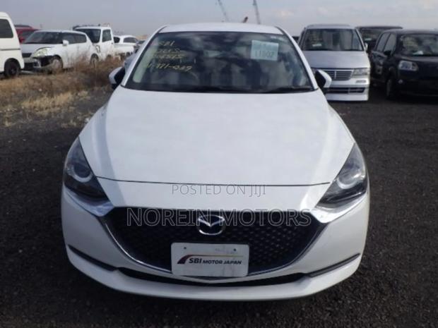 Mazda Demio 2019 White