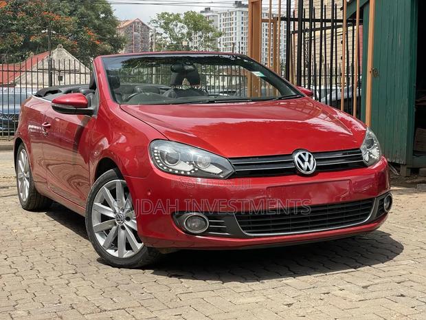 Volkswagen Golf R 2-Door 2013 Red