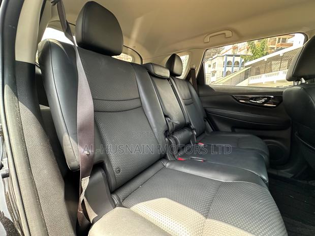Nissan X-Trail 2.0 Petrol FWD 2018 Black