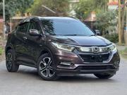 Honda Vezel 1.5 Hybrid 4WD 2018 Ivory for sale