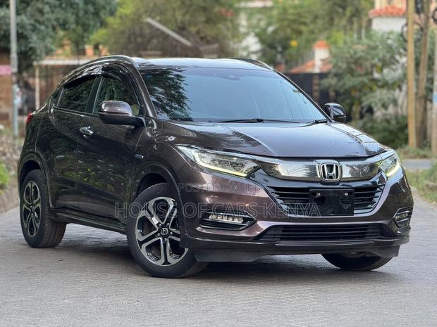 Honda Vezel 1.5 Hybrid 4WD 2018 Ivory
