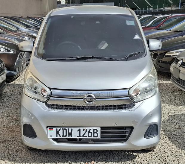 Nissan Dayz 2018 Silver
