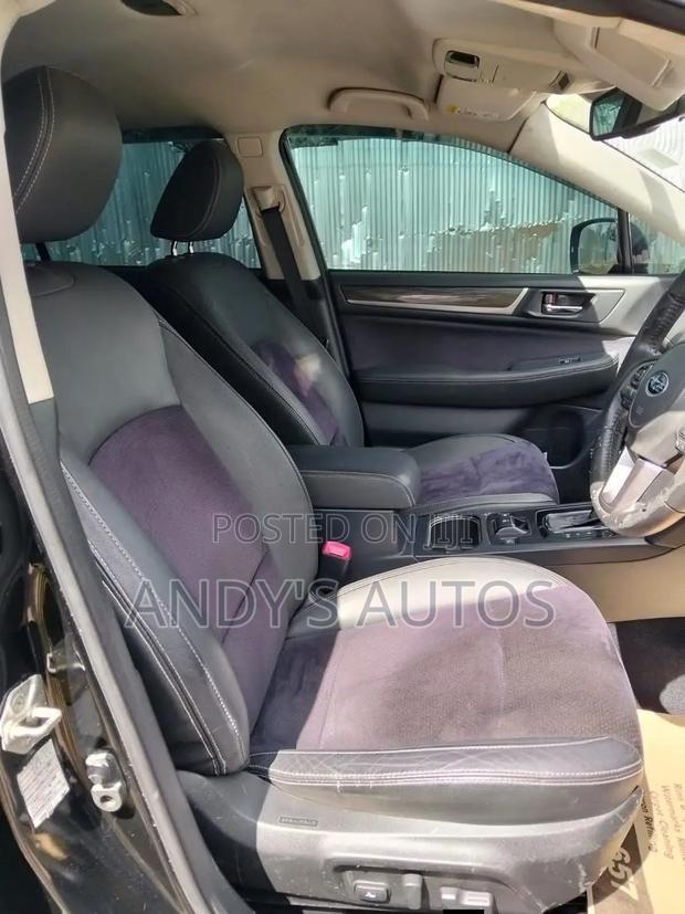 Subaru Outback 2016 Black
