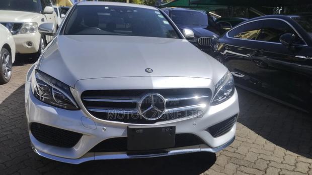 Mercedes-Benz C200 2016 Silver