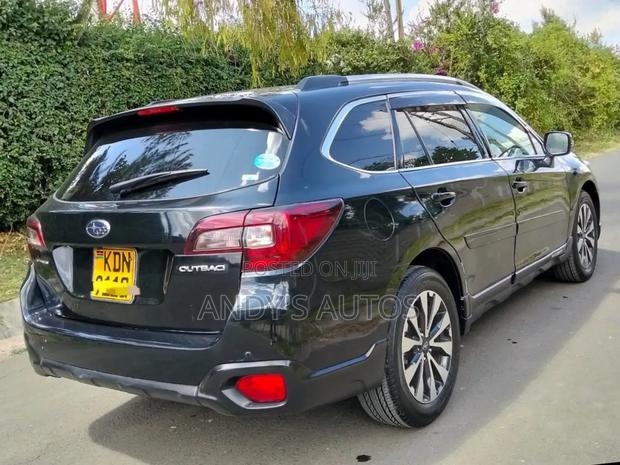 Subaru Outback 2016 Black