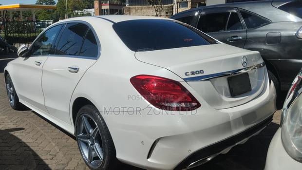 Mercedes-Benz C200 2016 White