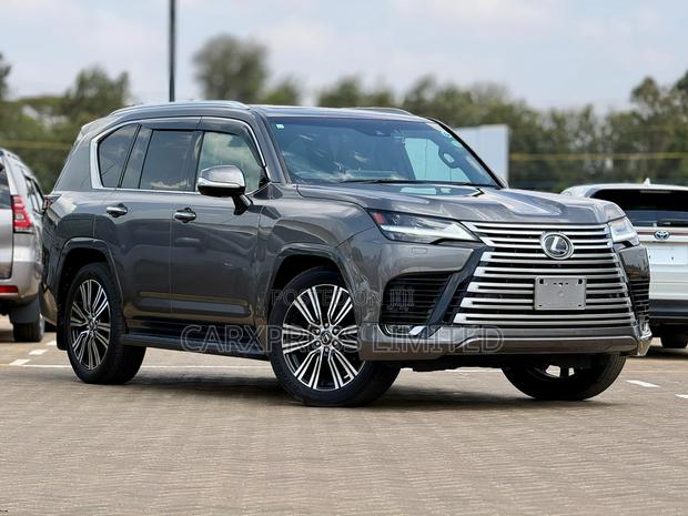 Lexus LX LX 600 2023