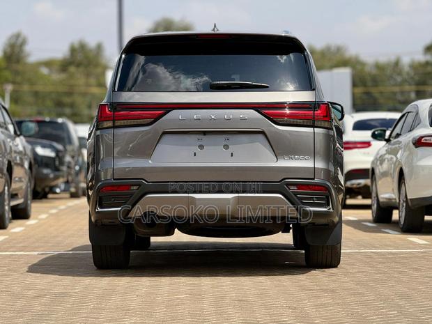 Lexus LX LX 600 2023