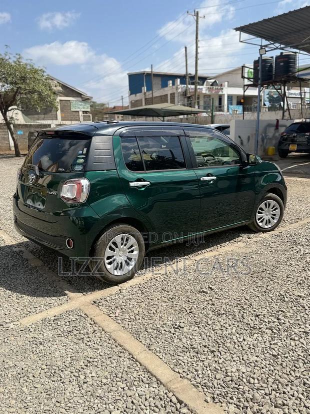 Toyota Passo 1.0 AWD 2018 Green