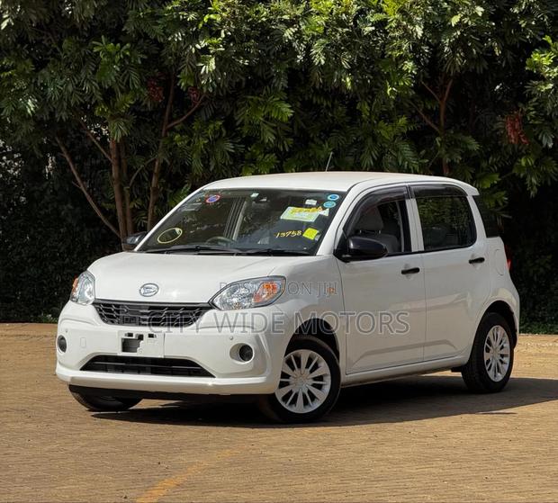 Daihatsu Boon 2019 White