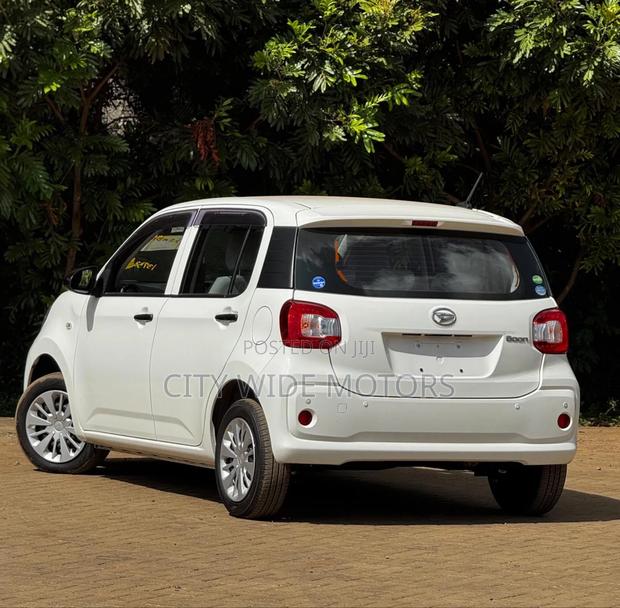 Daihatsu Boon 2019 White