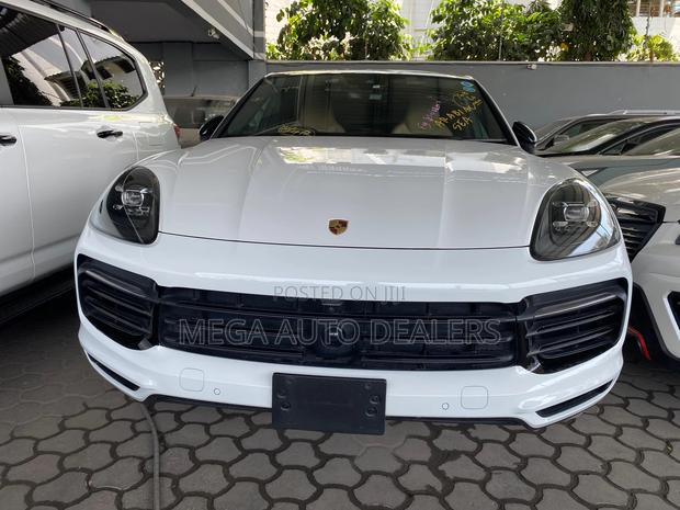 Porsche Cayenne 2020 White