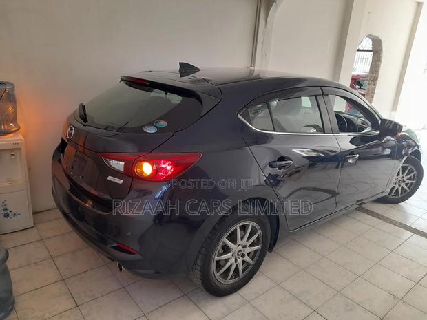Mazda Axela 2018 Blue