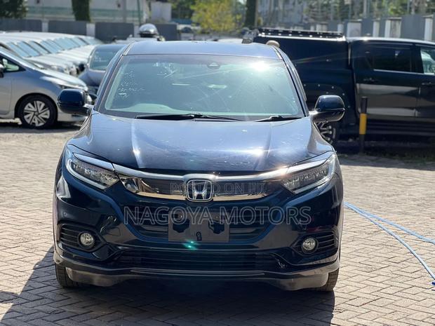Honda Vezel 2018 Blue