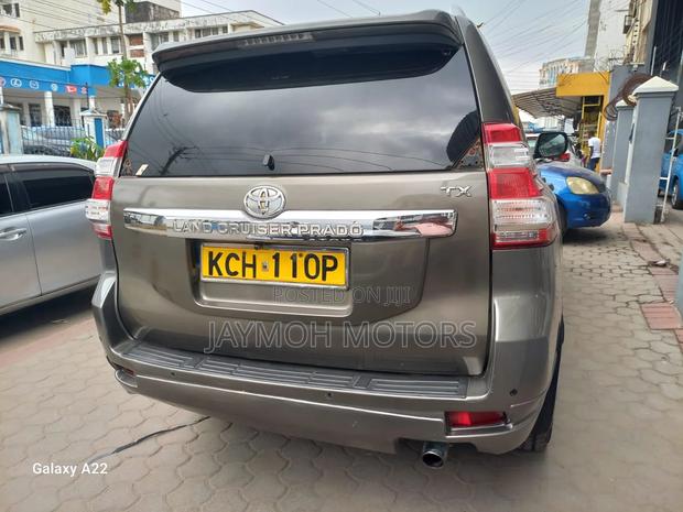 Toyota Land Cruiser Prado 2016