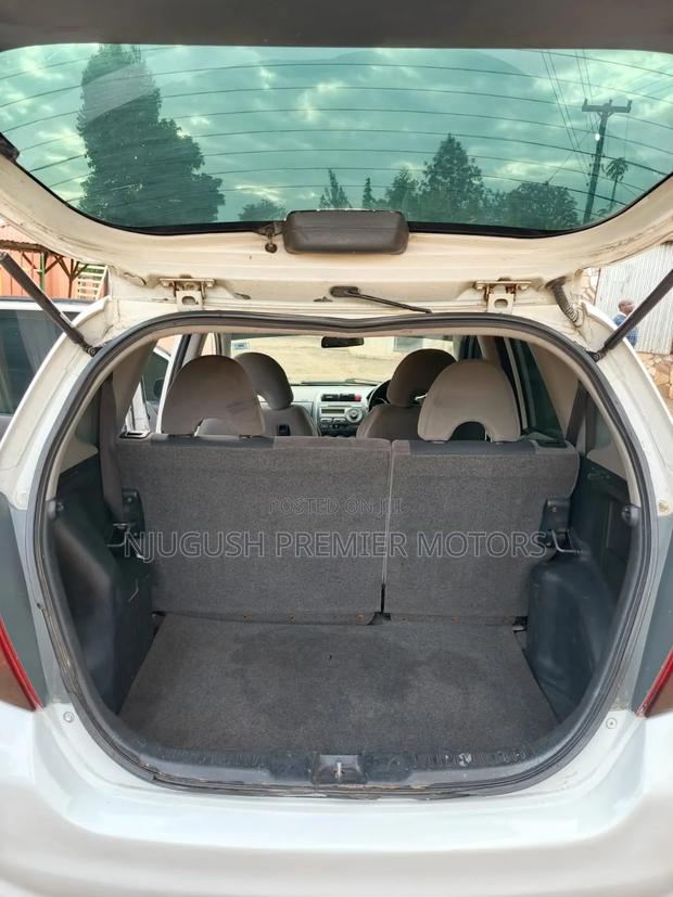 Honda Fit 2006 White