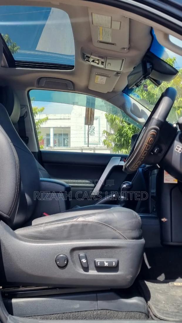 Toyota Land Cruiser Prado 2.7 2018 Black