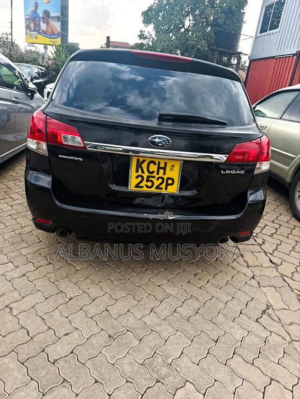 Subaru Legacy 2011 Black