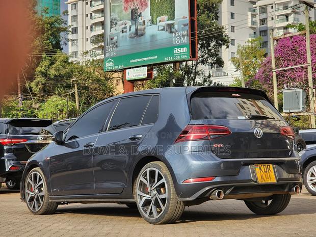 Volkswagen Golf TSI S FWD 2018 Gray