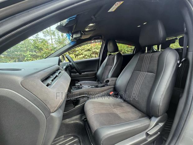 Honda Vezel 1.5 Hybrid 2WD 2019 Gray