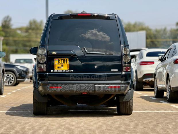 Land Rover Discovery 2015