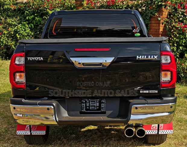 Toyota Hilux 2.4 Diesel 2020 Black