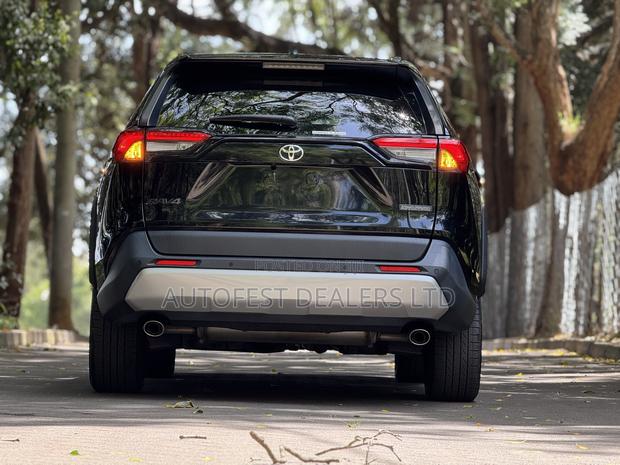 Toyota RAV4 Adventure 2021 Black