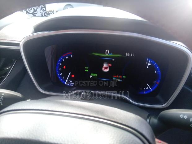 Toyota Corolla SE (1.8L 4cyl 2A) 2018 Blue
