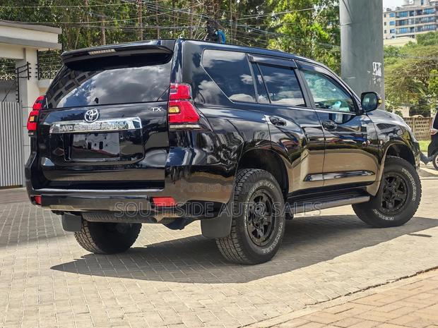 Toyota Land Cruiser Prado 2.8 2020 Black