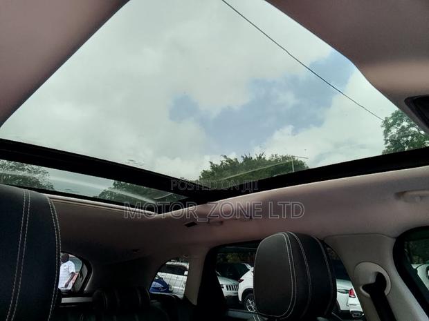 Land Rover Range Rover Velar 2017 White