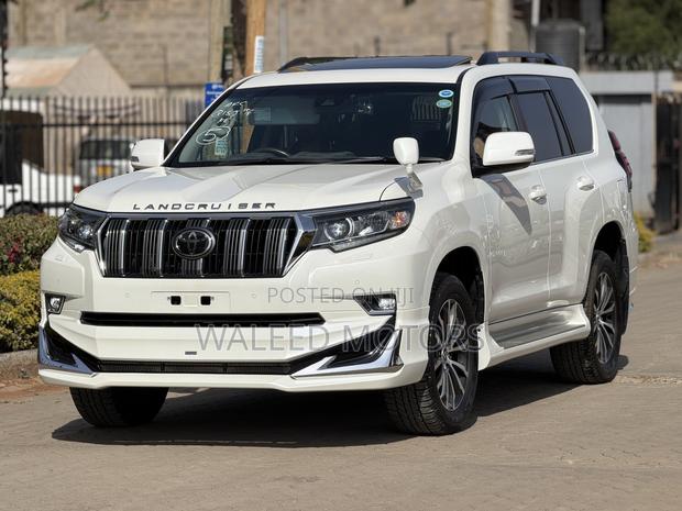 Toyota Land Cruiser Prado 2.8 2019 White
