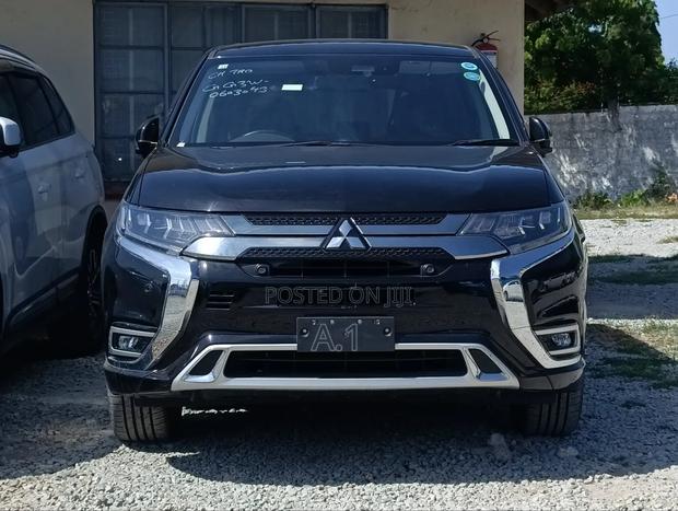 Mitsubishi Outlander 2.0 PHEV AWD 2019 Black