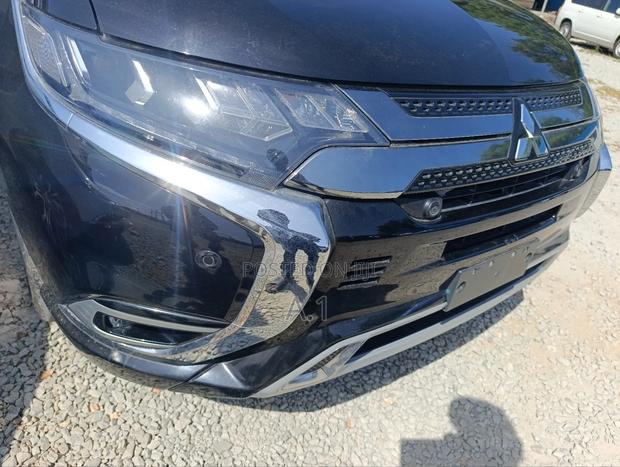 Mitsubishi Outlander 2.0 PHEV AWD 2019 Black