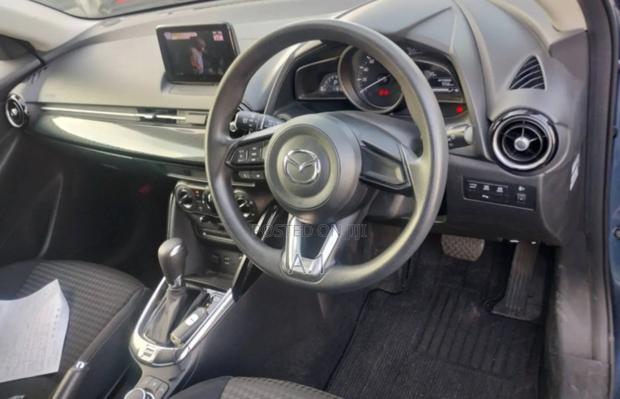 Mazda Demio 2018 Blue