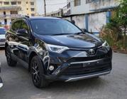Toyota RAV4 2018 Gray for sale