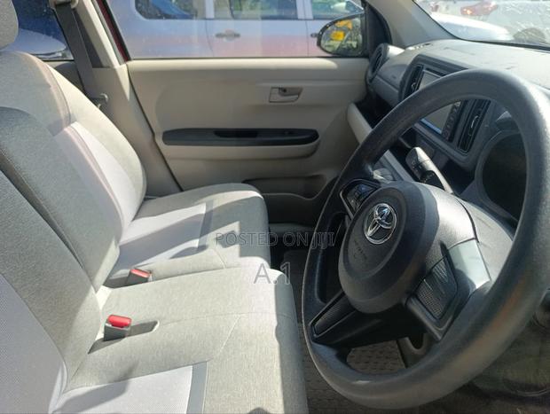 Toyota Passo 2019 Red