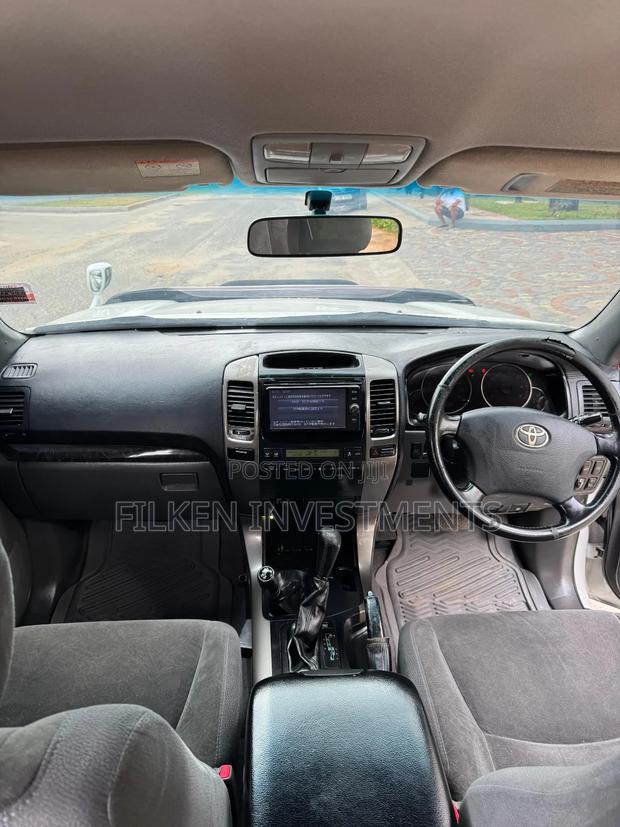 Toyota Land Cruiser Prado 2.7 i 16V 2009 White