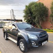 Isuzu D-MAX 2023 Gray for sale