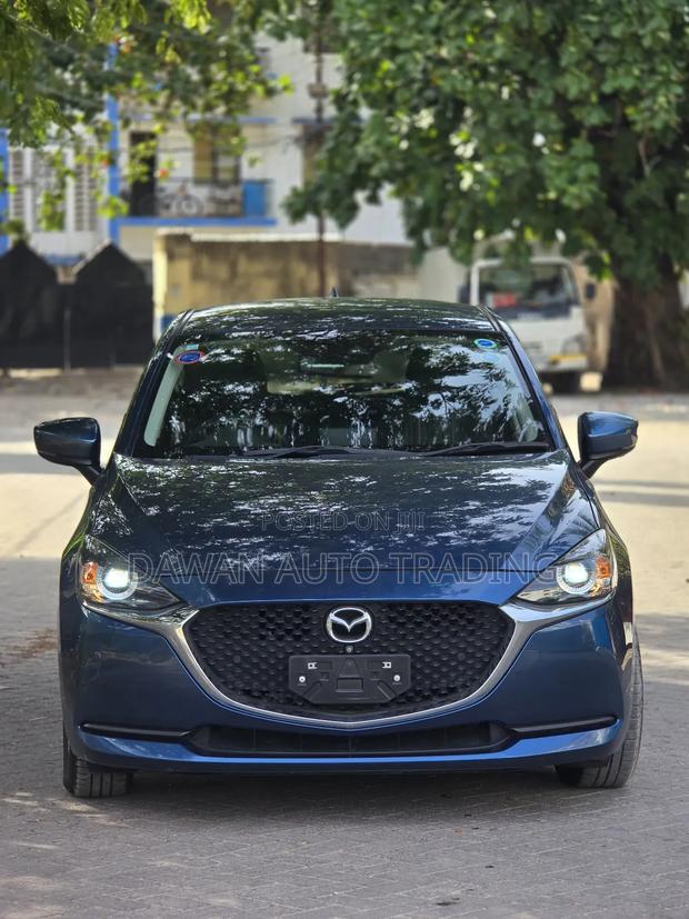 Mazda 2 2019 Blue